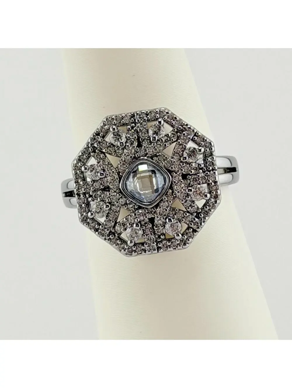 Bomb Party March 2026 Ring Sz 8 